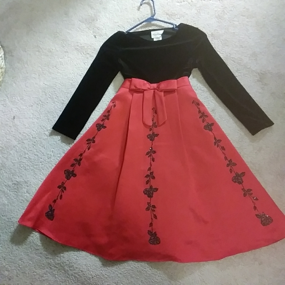 Girls fancy dress